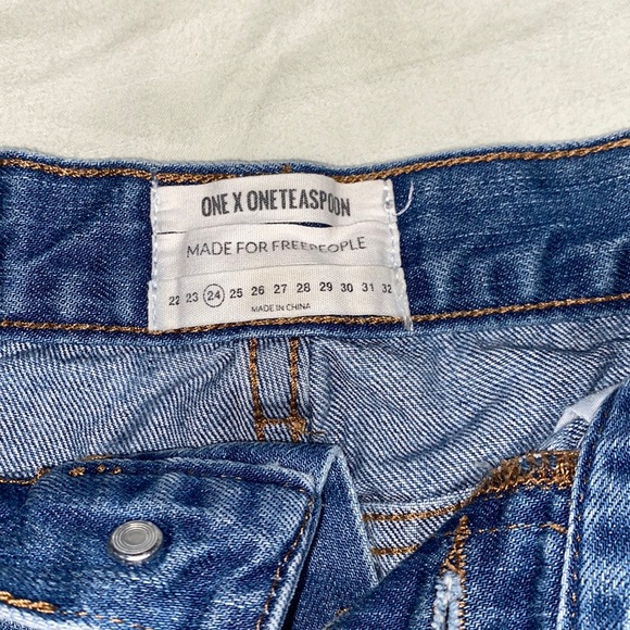 One Teaspoon Bandits - Picture 3 of 6